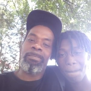 Meet your Posher, Avery